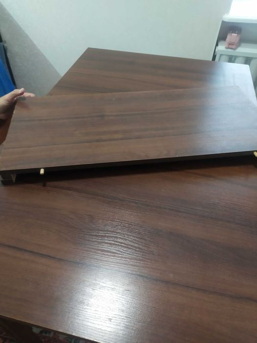 Стол бу, для гостиной или кухни