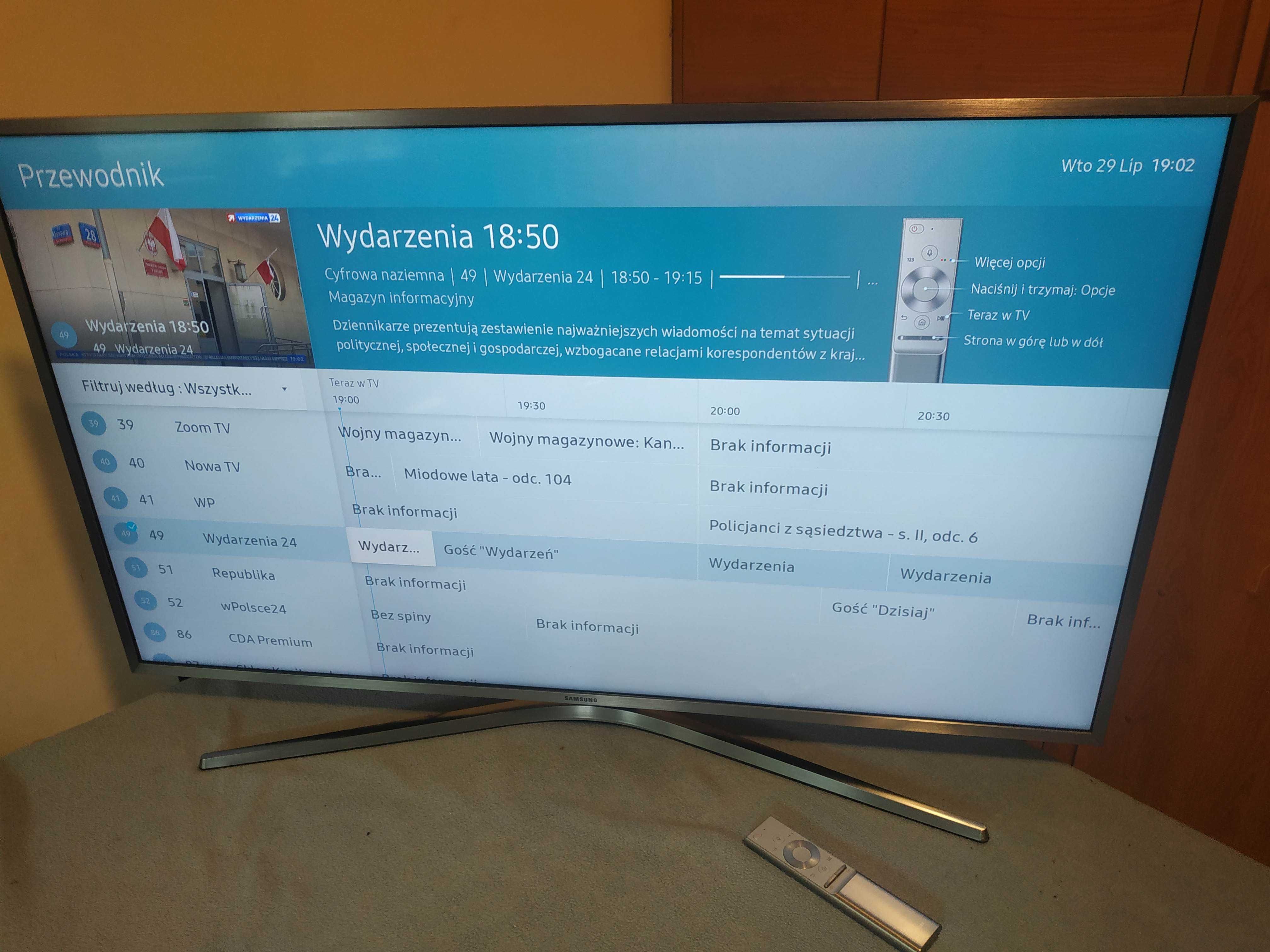 Smart TV 40" Samsung 4K WIFI YouTube Netflix Dvbt2 Hevc UHD Jak nowy !