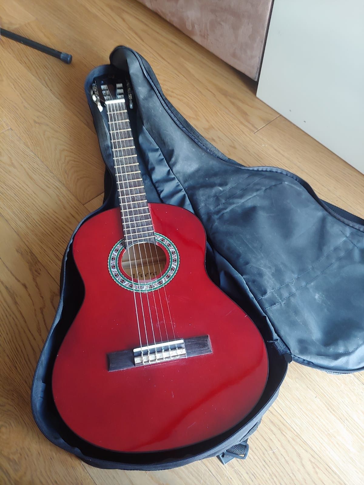 Gitara akustyczna