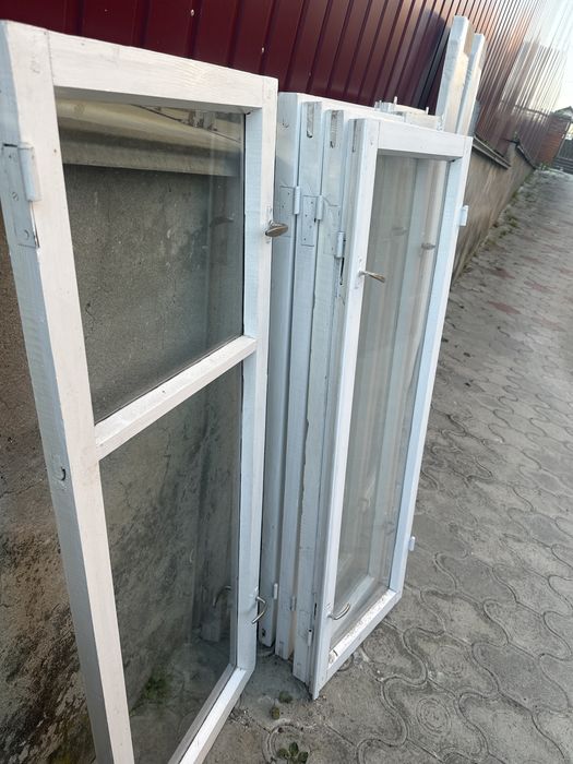 Вікна та підвіконники дубові, відлив в подарунок