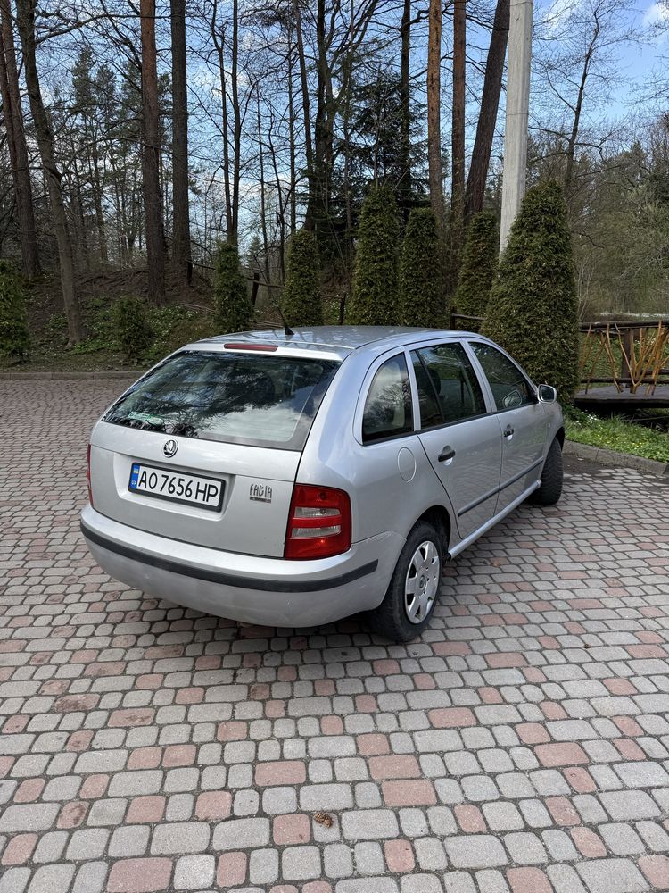 Skoda fabia 1.9 tdi 2003 рік