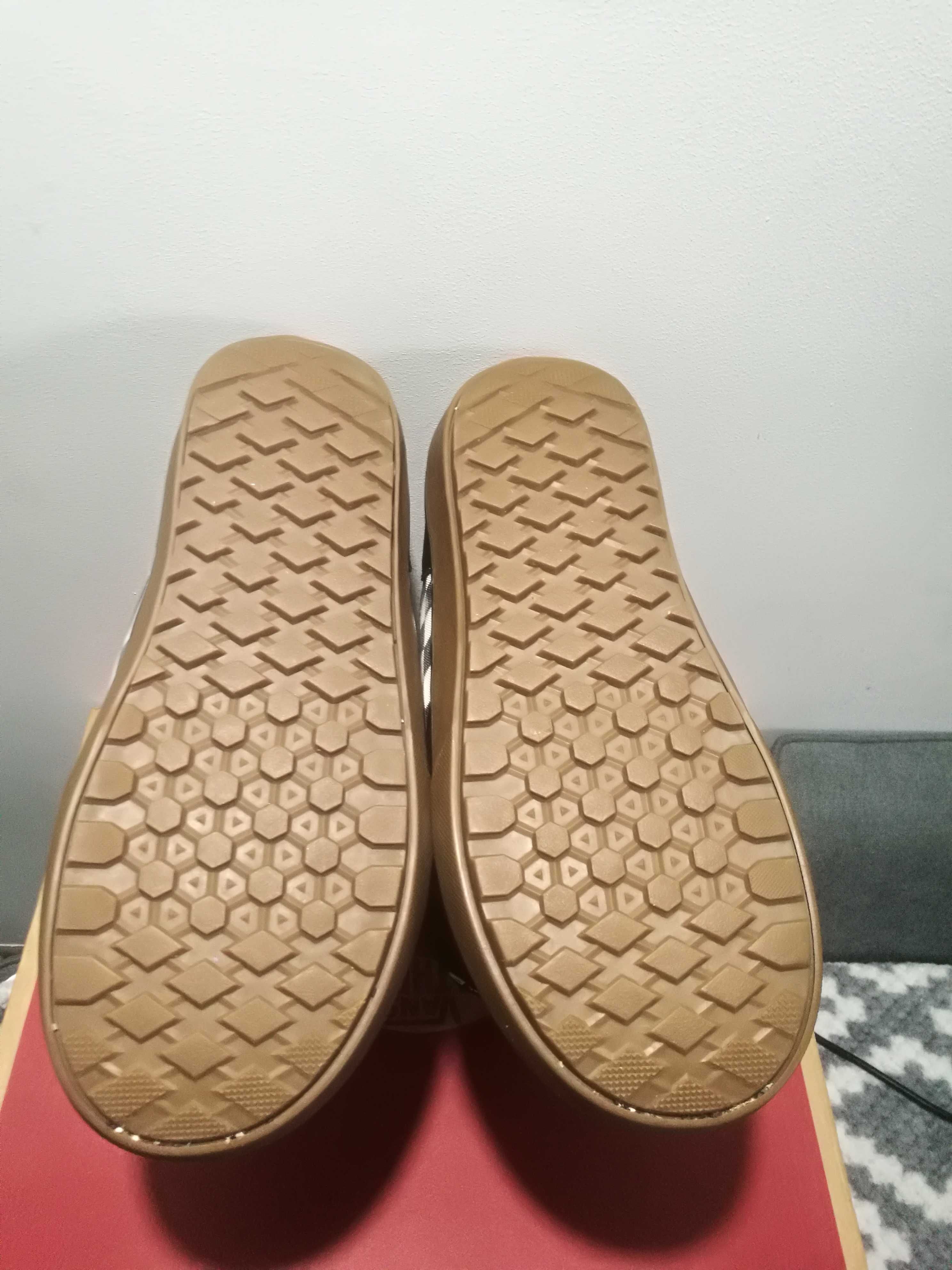Buty snowboardowe Vans AURA OG   BOA  R. 45  29,5cm  29cm  Jak nowe