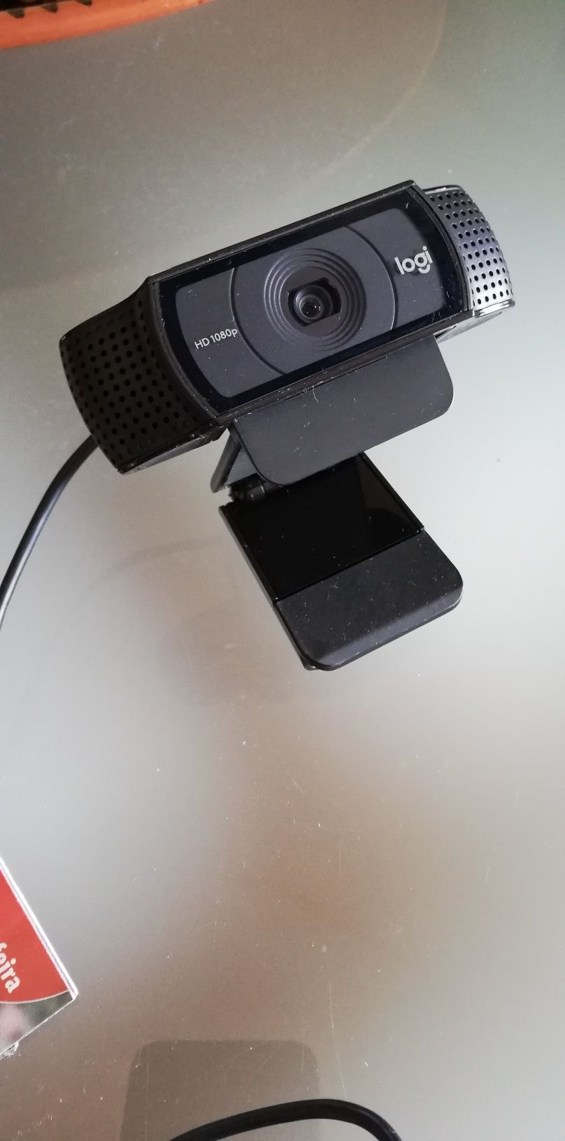 Webcam Logitech com tripé