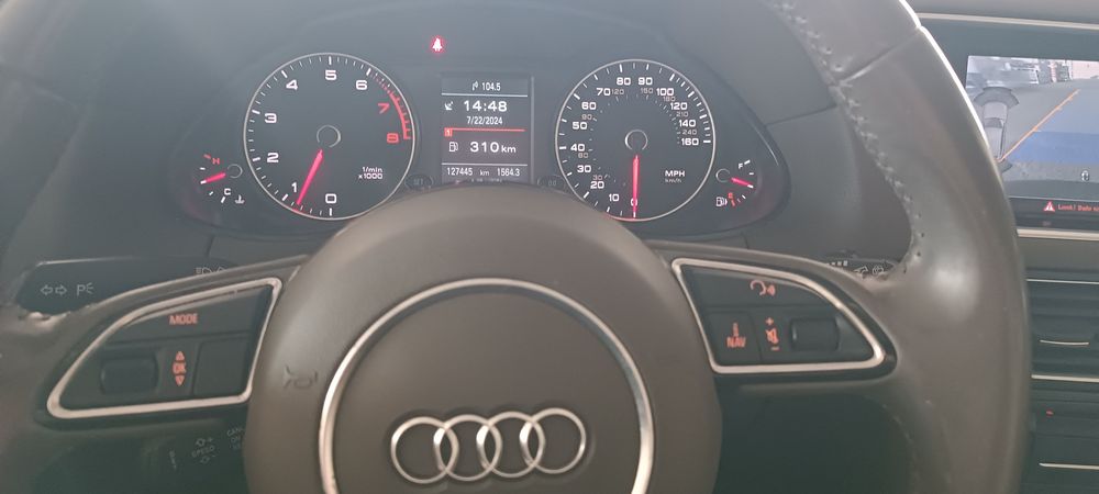 Audi Q5 Premium plus 3л