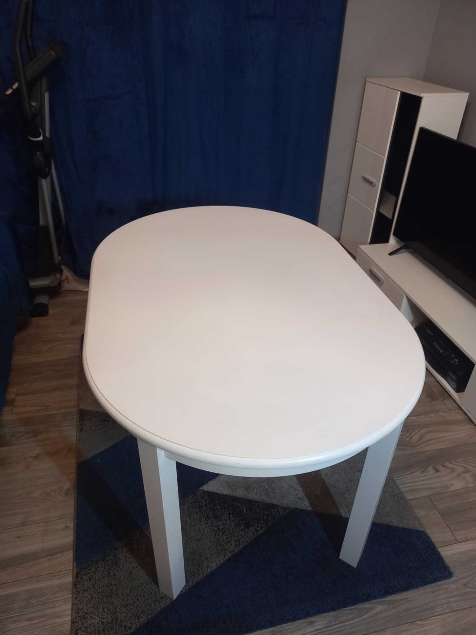 Meble do salonu białe
