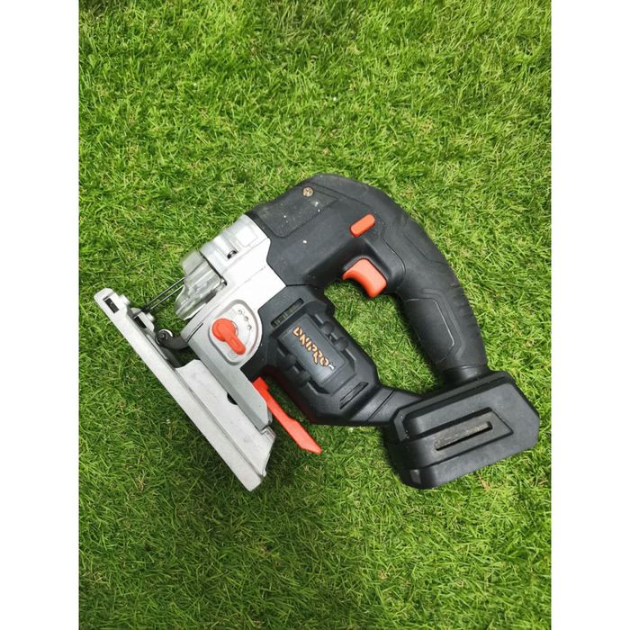 DNIPRO-М Акумуляторний безщітковий лобзик DJS-200BC Ultra (Б/В)