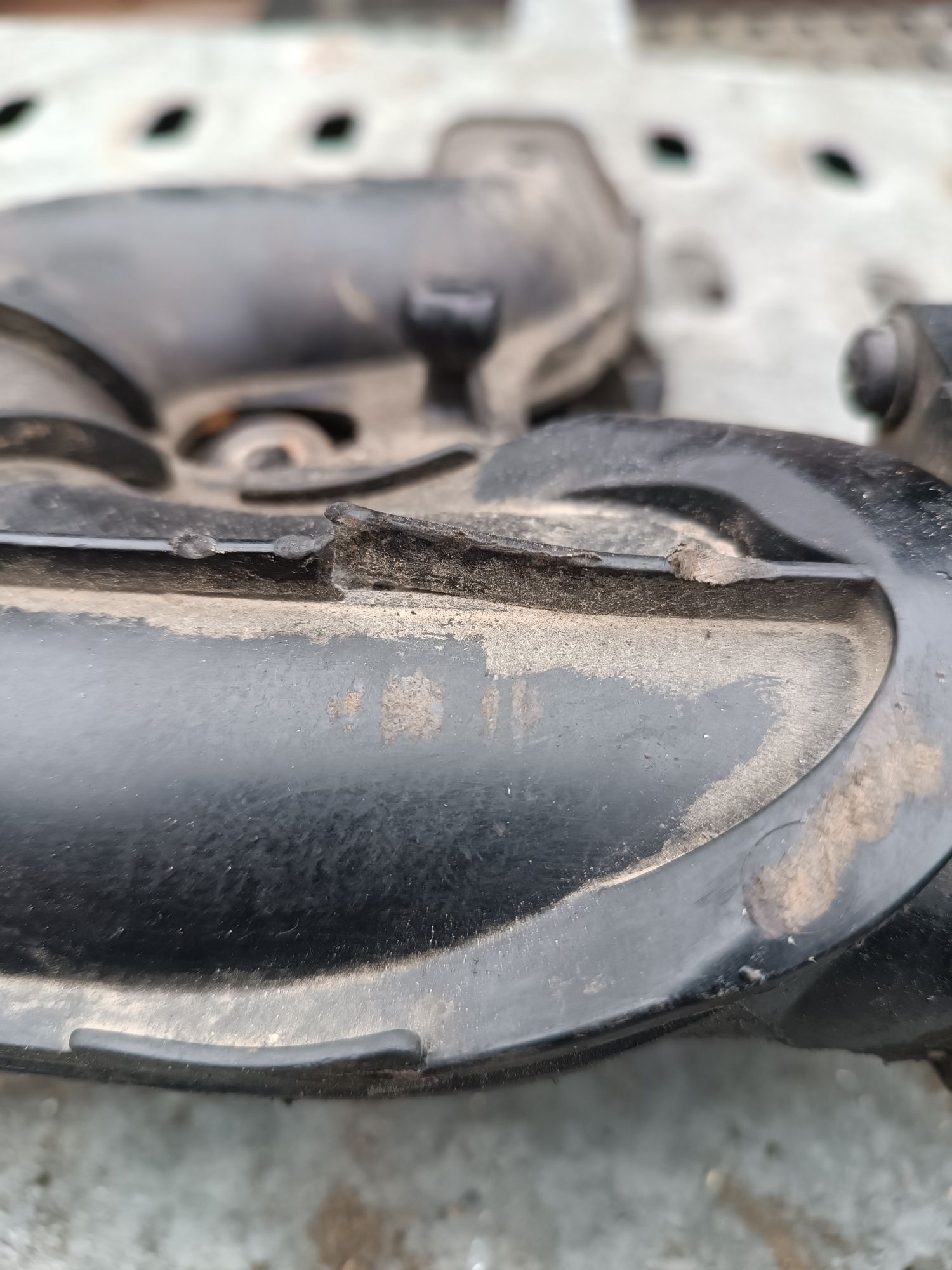 Kolektor ssący audi A6 C6 A8 D3 3.0tdi bmk bpp asb 059,145,762b