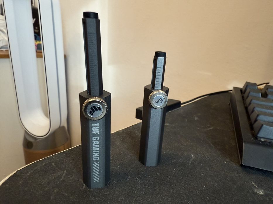 Podparcie do karty graficznej Asus ROG i TUF