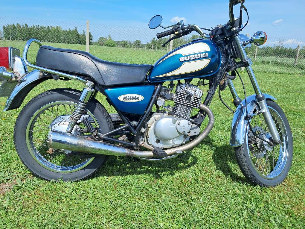 Motocykl Suzuki GN 125