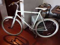 Bicicleta single speed só 11,5 kg