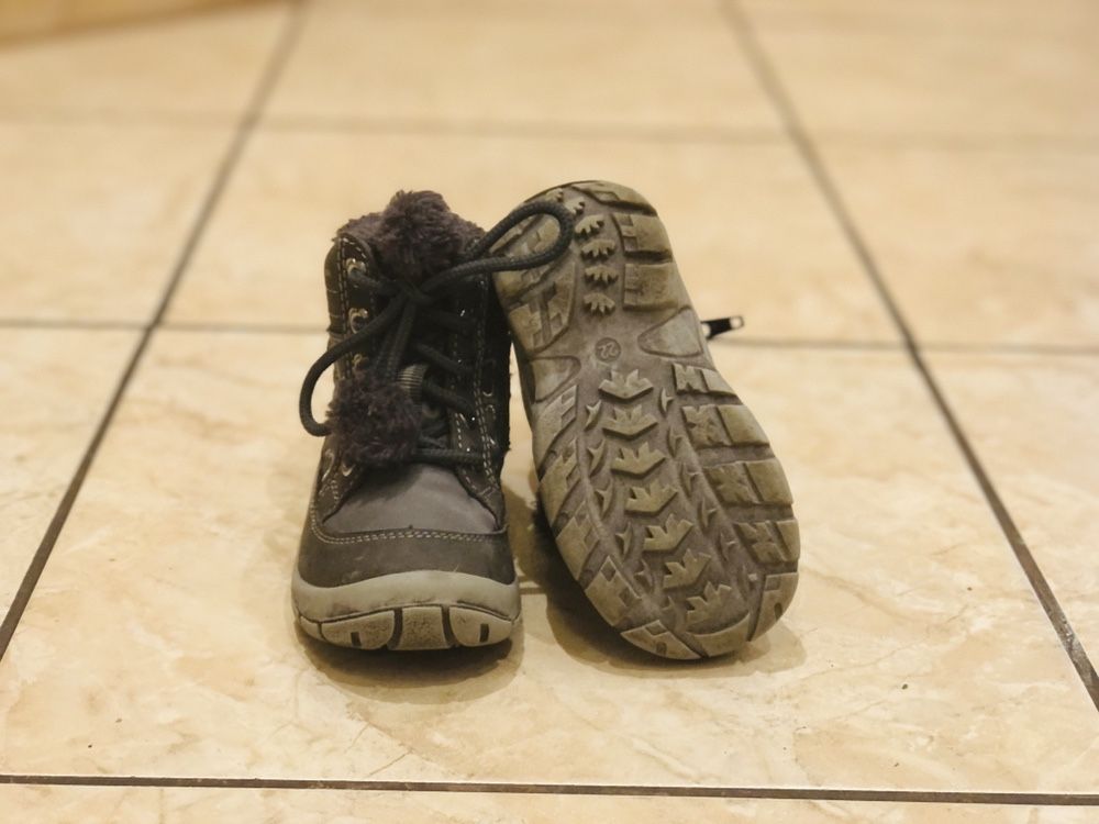 Buty zimowe kozaki dziecięce, rozm. 22