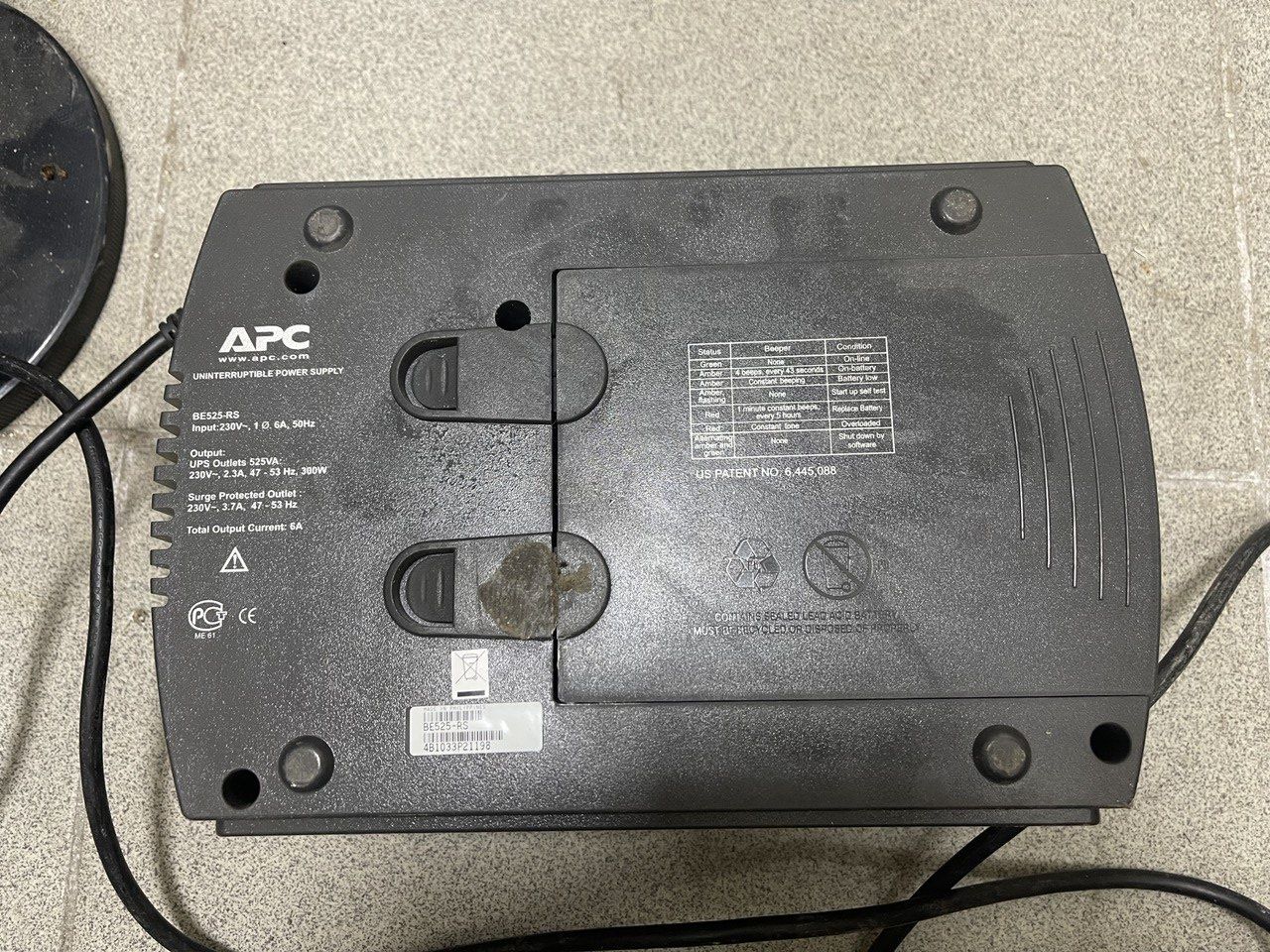 ДБЖ APC Back-UPS ES BE525-RS, потужність 525 ВА.