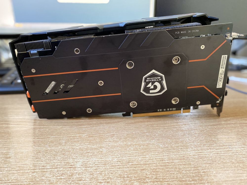 Продам видеокарту Gigabyte XTREME GAMING 1060 6GB