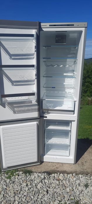 Продам холодильник SIEMENS