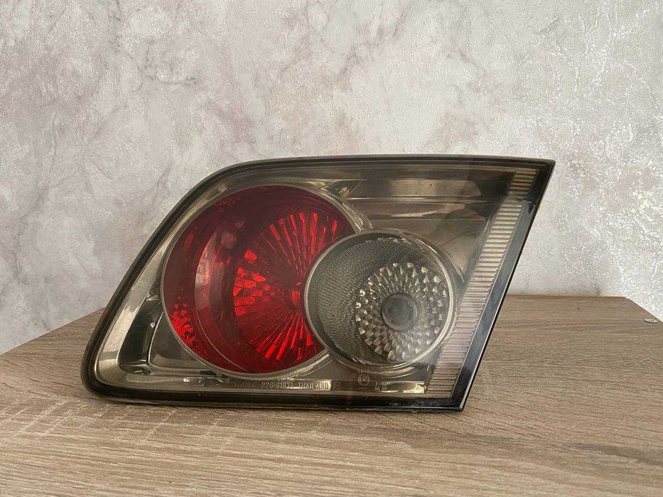 Задній правий стоп Mazda 6 GG Sedan дорест