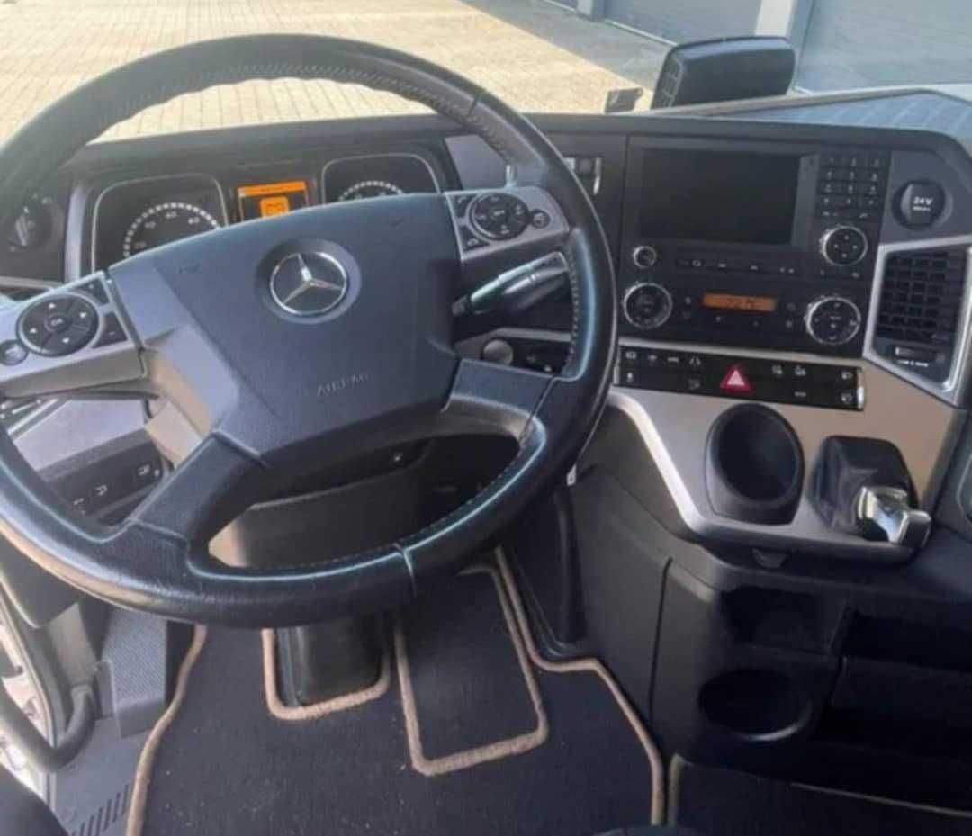 Mercedes-Benz Actros MP4 1848