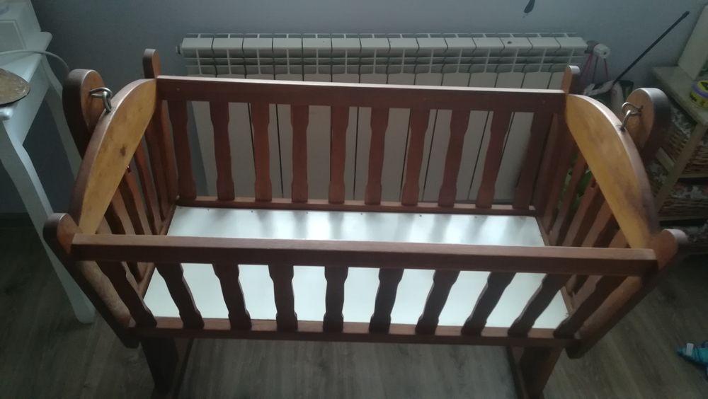 Łóżeczko, kołyska dębowa dla dziecka