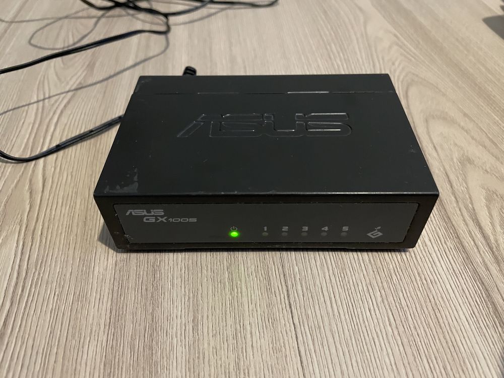 Switch Asus GX1005