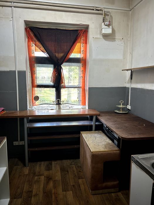 Продається 2-кімнатна квартира біля Ужгородського замку