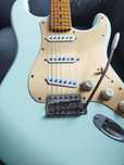 STRATOCASTER 40Th Series Squier