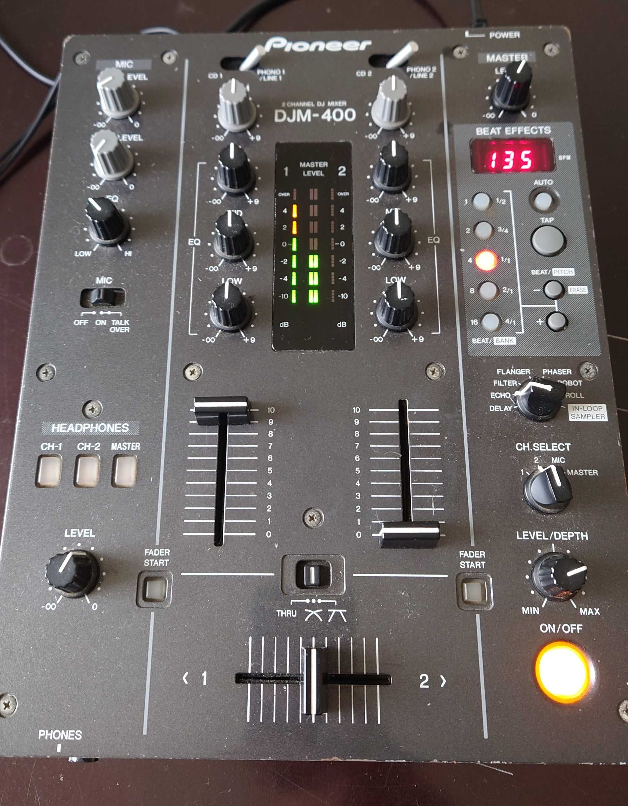 Pioneer DJM-400 (mikser djski)