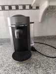 Máquina de café Vertuo Plus (Nespresso)