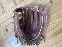 Luva de Basebol em pele