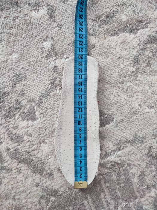 Продам дитячі кросівки на хлопчика