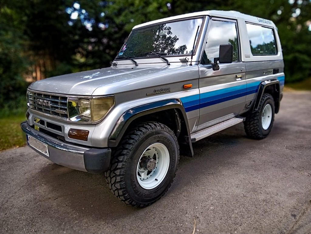Toyota lj70 w stanie idealnym