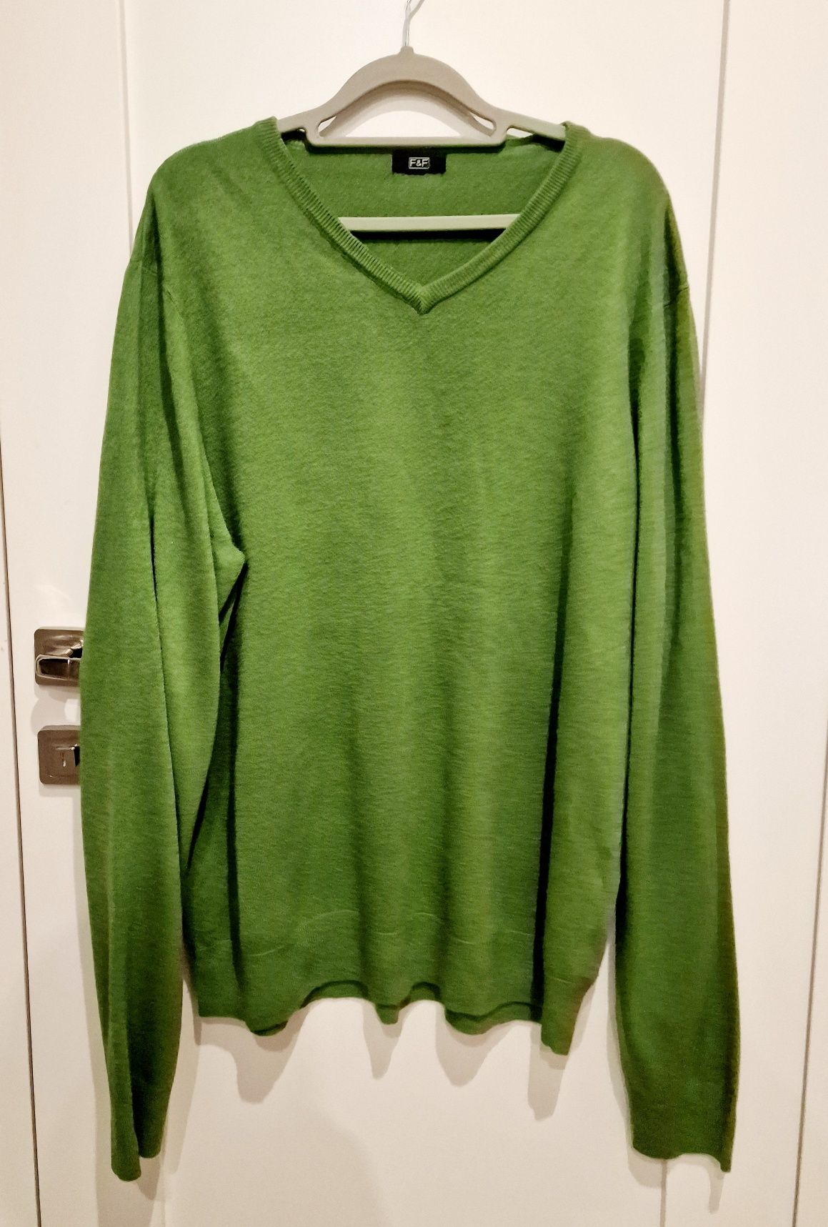 Swetr męski sweterek w serek XXL F&F zielony zieleń z długim rękawem