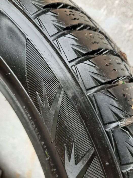 Шини зимові продам 4шт