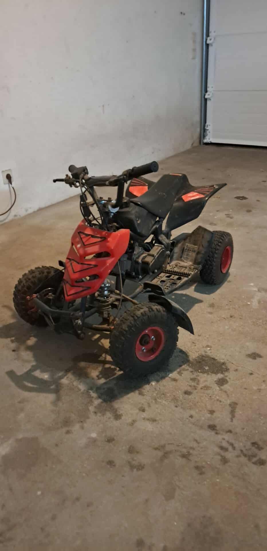Moto quatro 49cc
