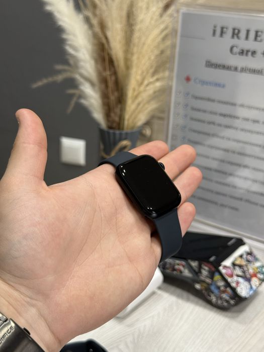 Apple Watch 9 40mm black 100% батарея