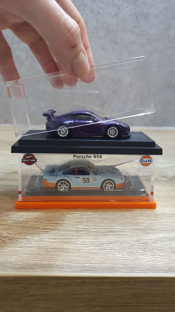 Gablotka na model 1:64 taka jak Hot Wheels RLC