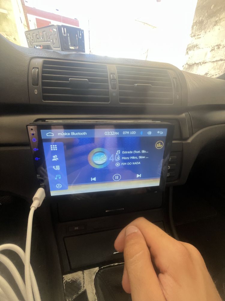 Vendi radio novo