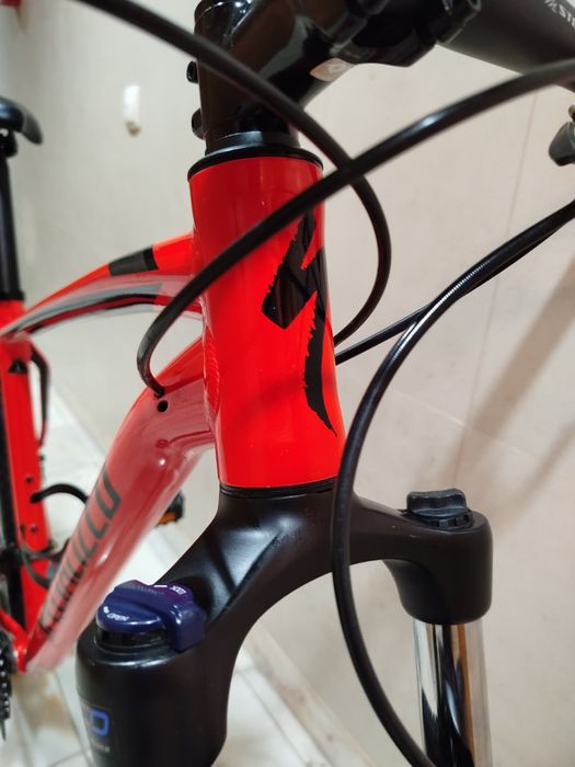 Bicicleta Specialized Rockhopper 29"- BTT