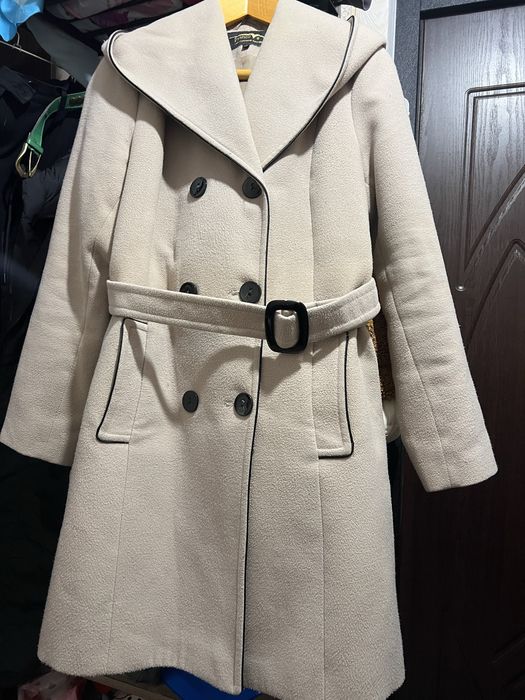 Пальто розмір 40