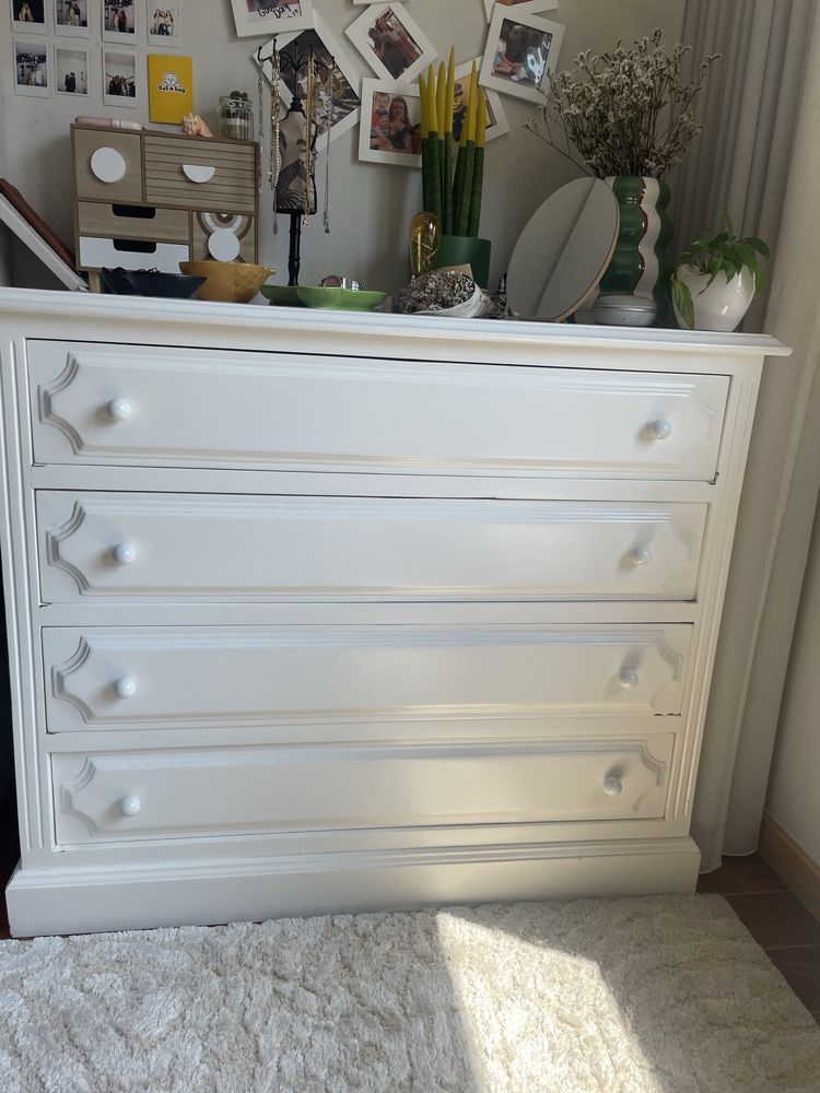 cómoda de quarto