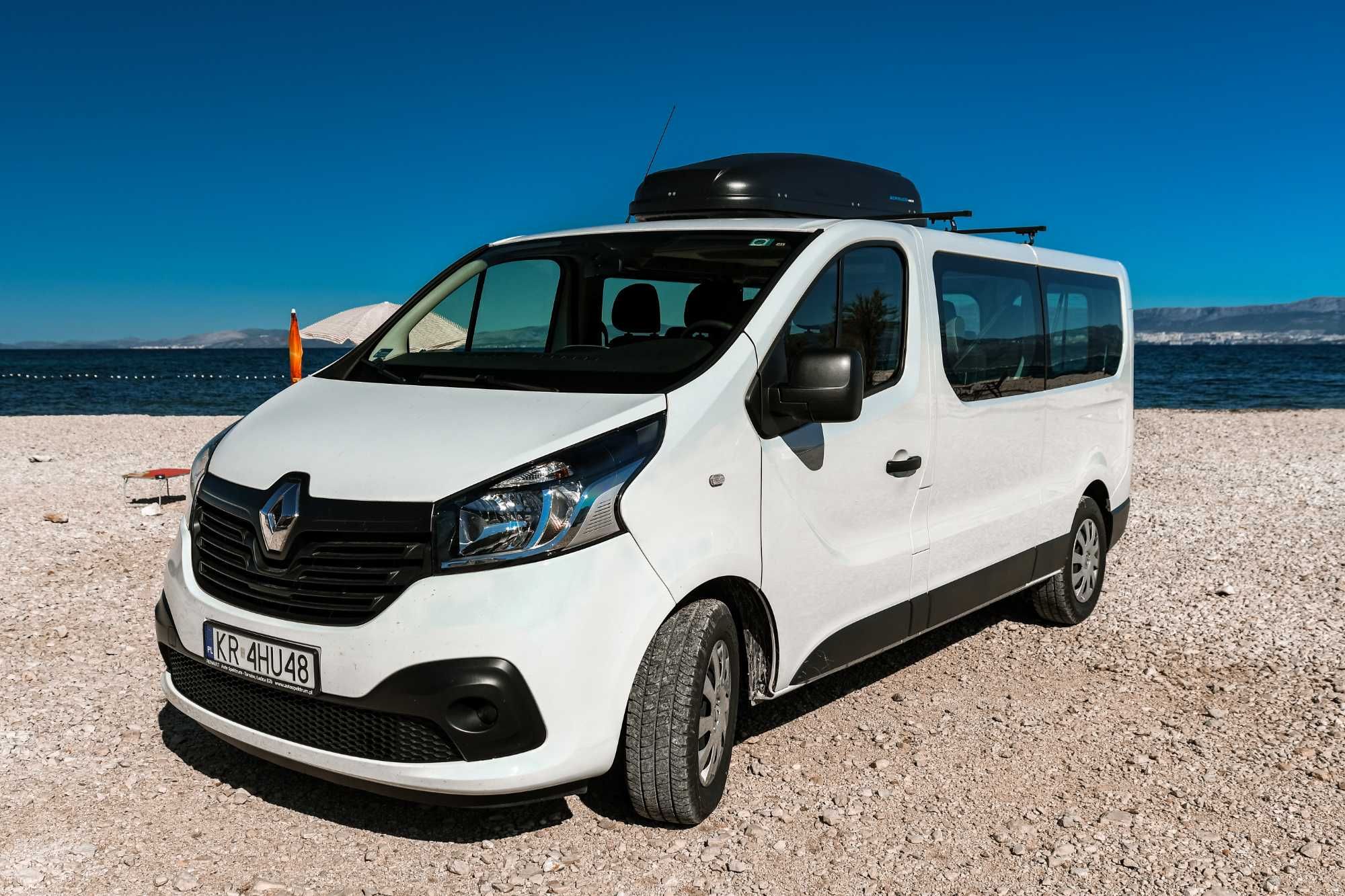 Renault Trafic bus 9 - osobowy wynajem wypożyczenie Kraków