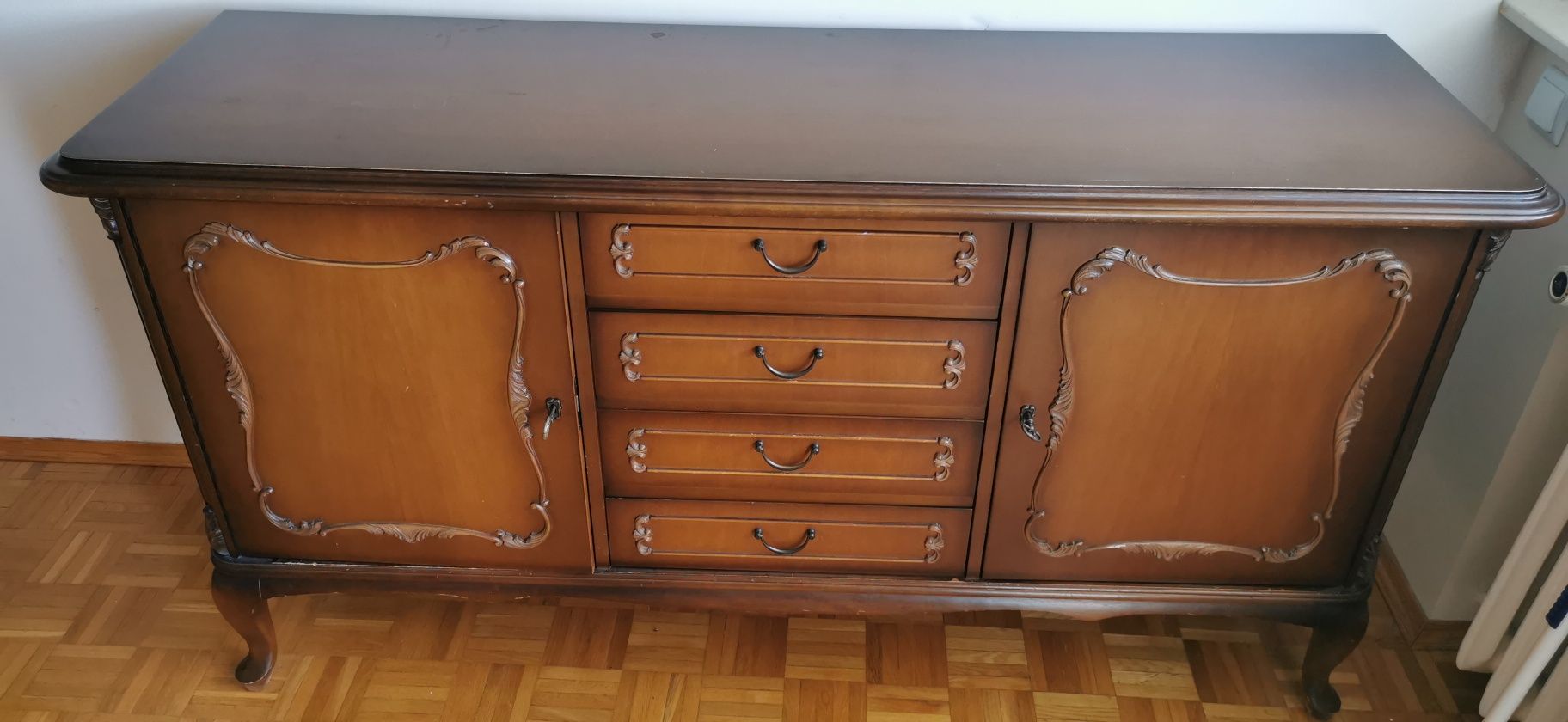 Komoda stylowa chippendale