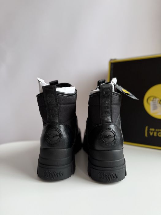 Черевики Buffalo 43р