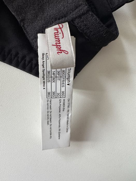 Nowy czarny biustonosz Triumph