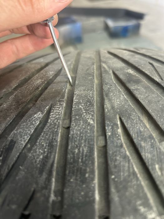 Продам резину triangle tr968 245/35r20