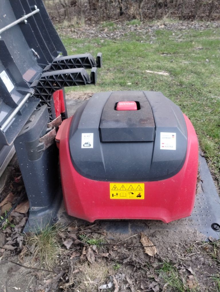 Kosiarka Al-ko W450 Solo robot koszący