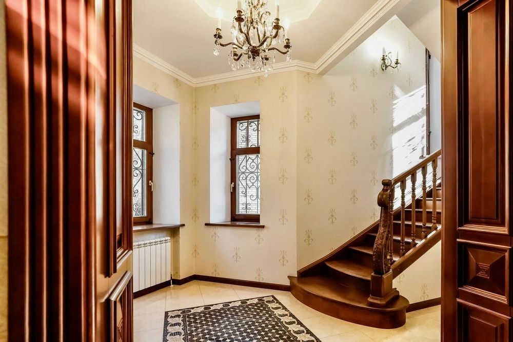 Козин. КГ Сосновый Бор. 520 м2. Новый ремонт! 20 соток в лесной части!