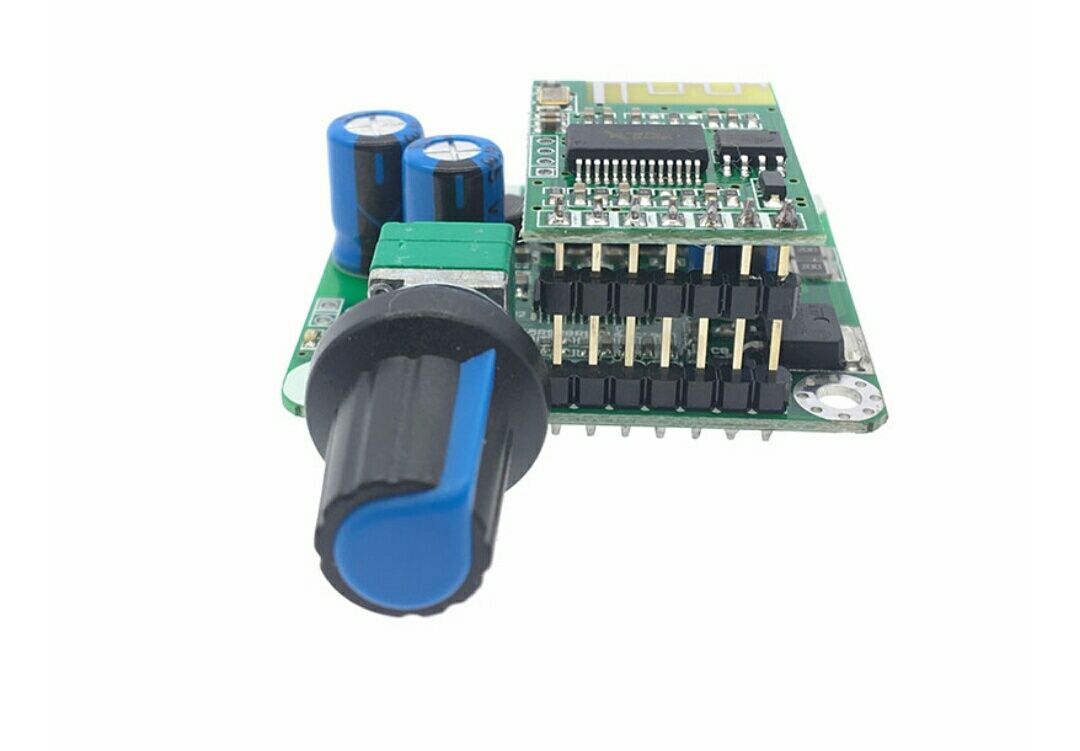 Усилитель стерео. аудио 2х15 W. Bluetooth 4,2 TPA3110. DC12-24 вольта.