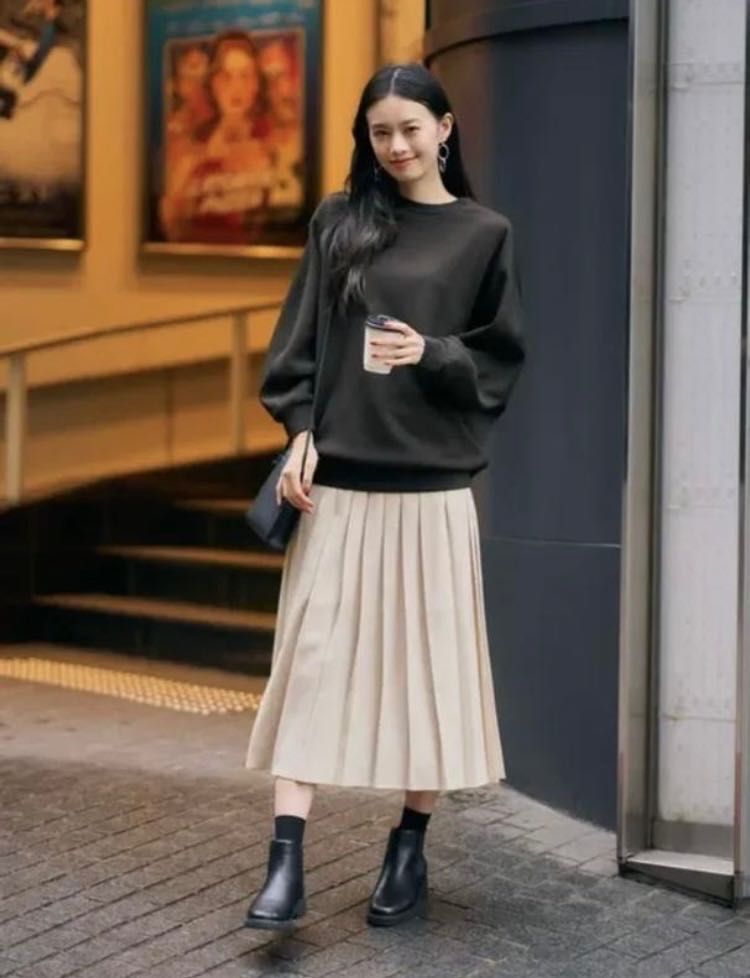 Uniqlo світшот коричневий хс-с