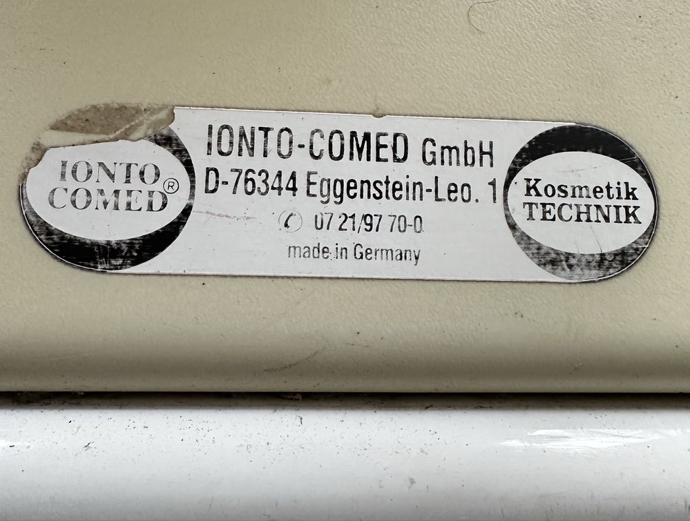 Fotel kosmetyczny elektrycznie sterowany