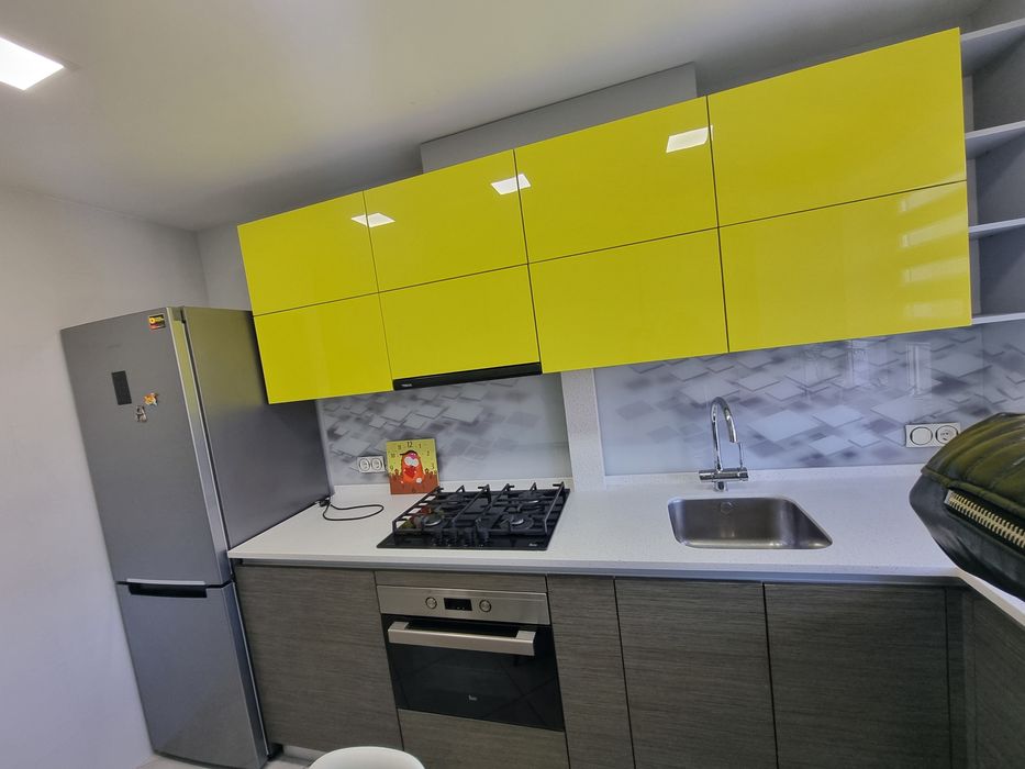 Шикарна 3к з ремонтом та  видом на Дніпро, Сонячна набережна.  ТОРГ!