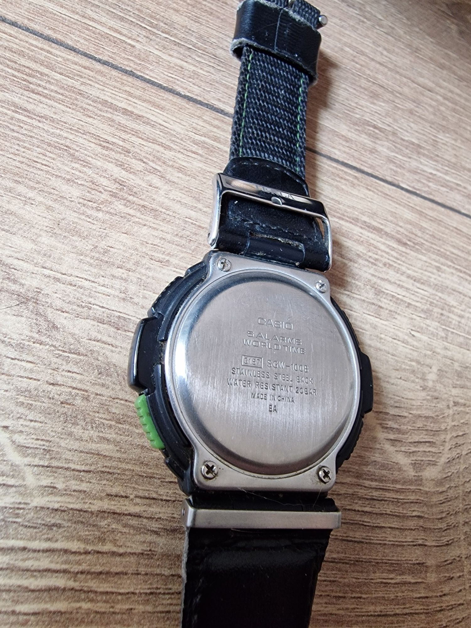 Zegarek Casio SGW-100B
